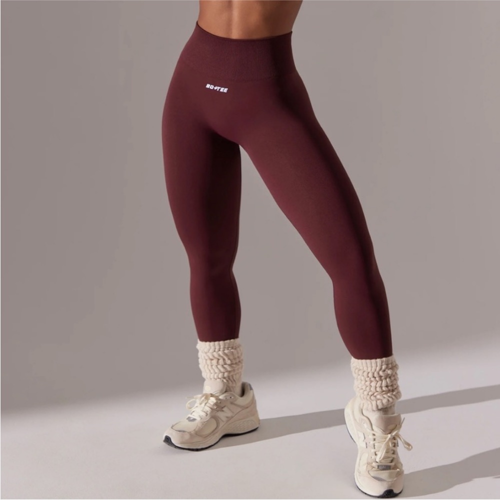 Bo+Tee Workout Set! - Picture 2 of 6